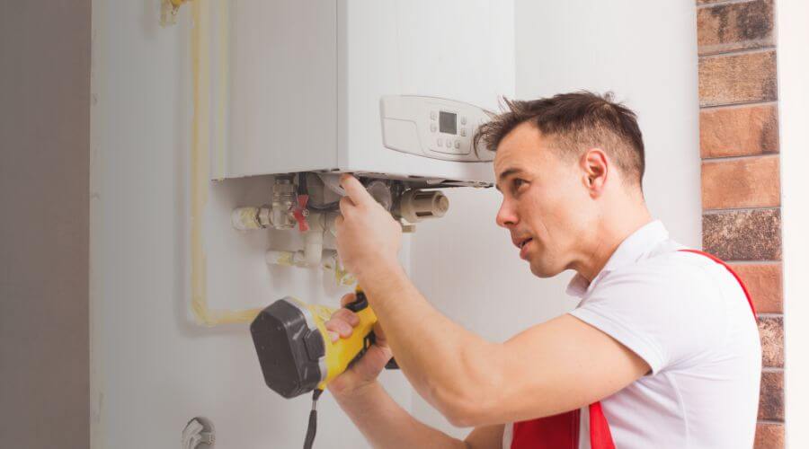 Professional emergency plumbing in La Harpe, IL
